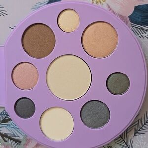 Clinique All About Shadow Palette